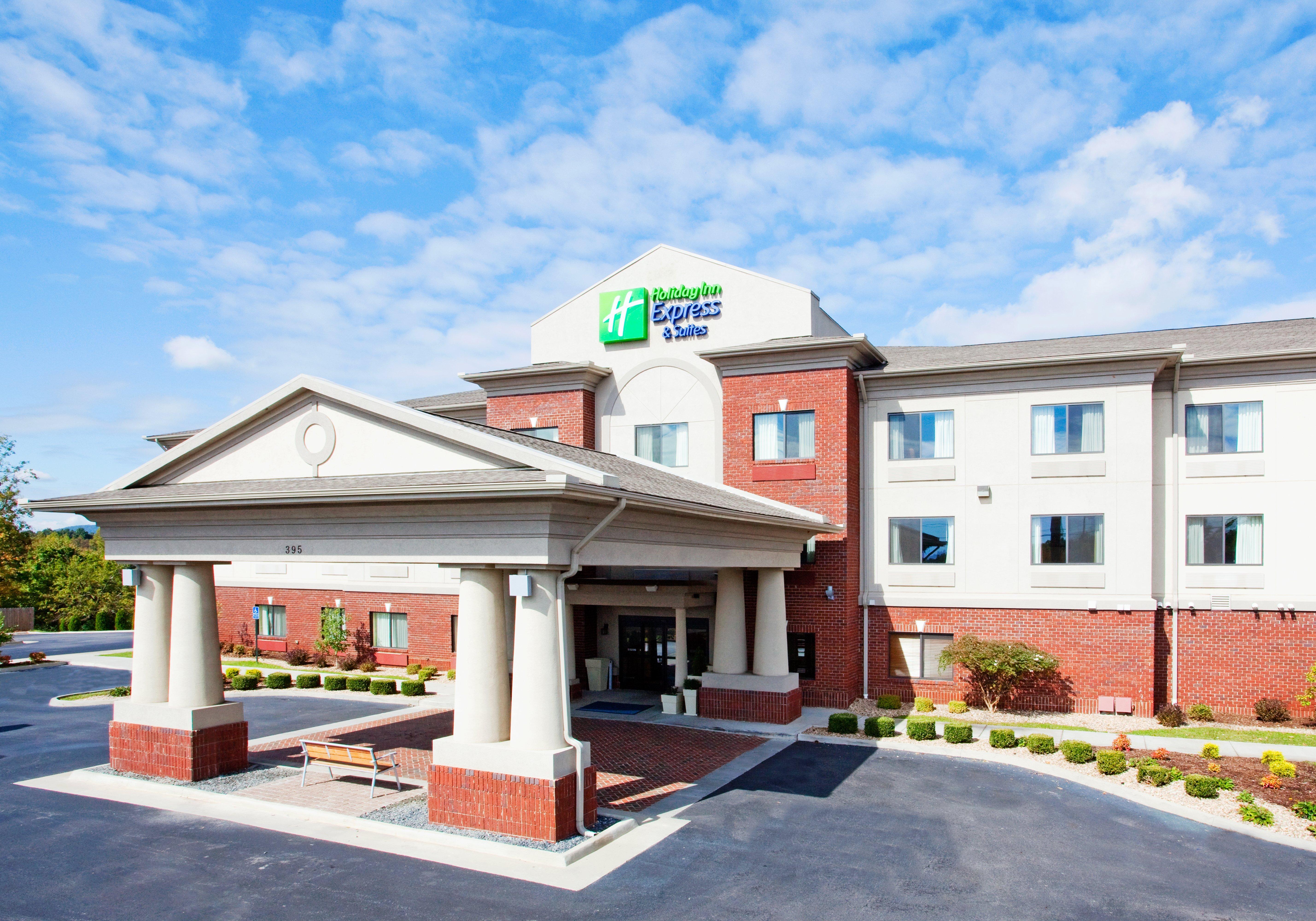 Holiday Inn Express & Suites Rocky Mount Smith Mountain Lake By Ihg Εξωτερικό φωτογραφία