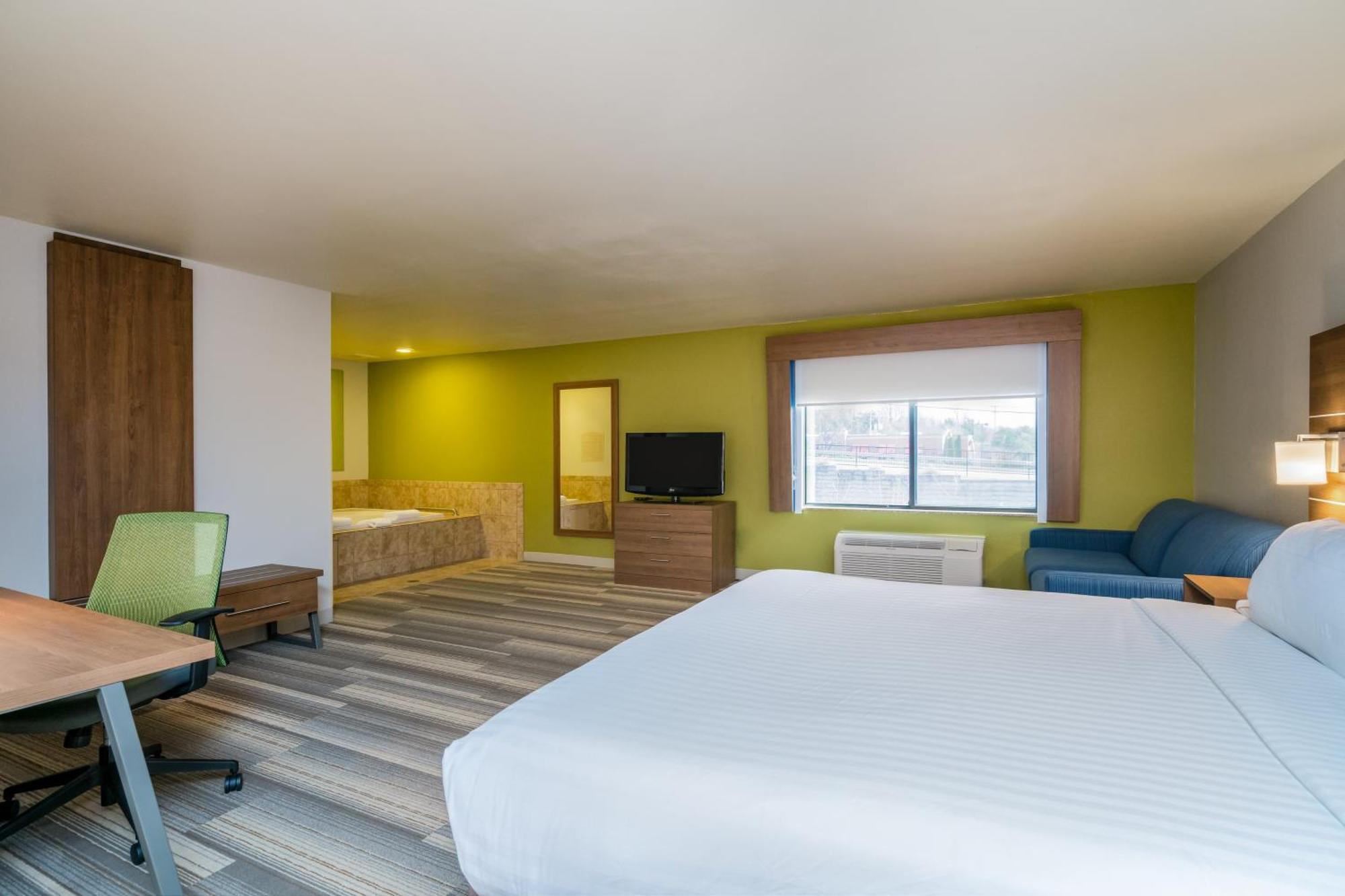 Holiday Inn Express & Suites Rocky Mount Smith Mountain Lake By Ihg Εξωτερικό φωτογραφία